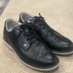 Travis Matthew Cuater golf shoe
